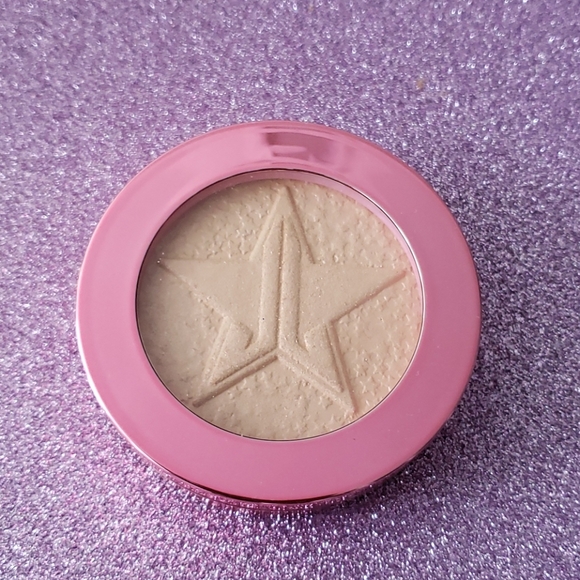Jeffree Star Other - Jeffree Star Supreme Frost - Frozen Peach